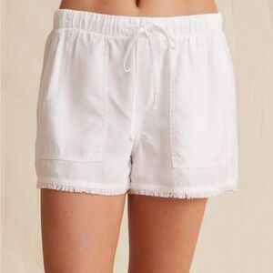 Bella Dahl white fringe elastic waist shorts